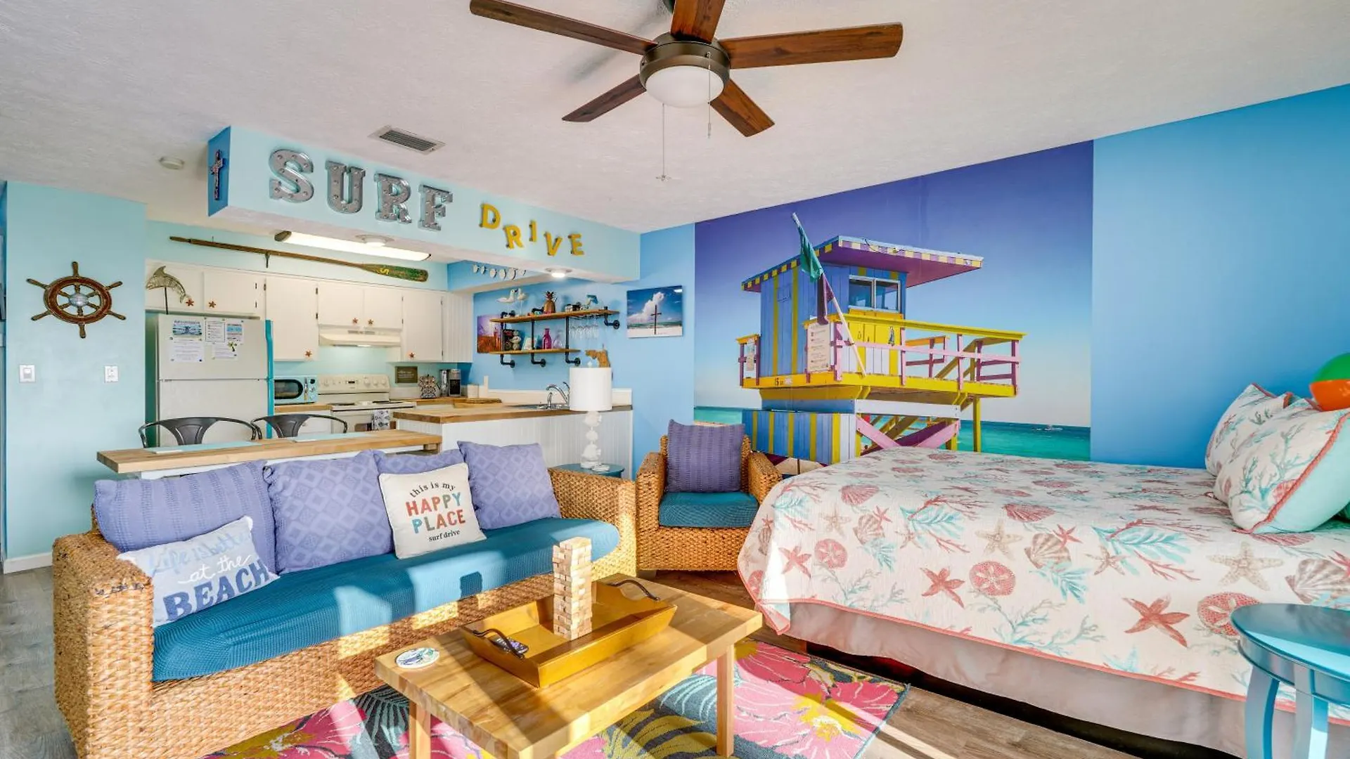 Pcb Apt With Balcony And Gulf Views Walk To Beach Panama Stadt