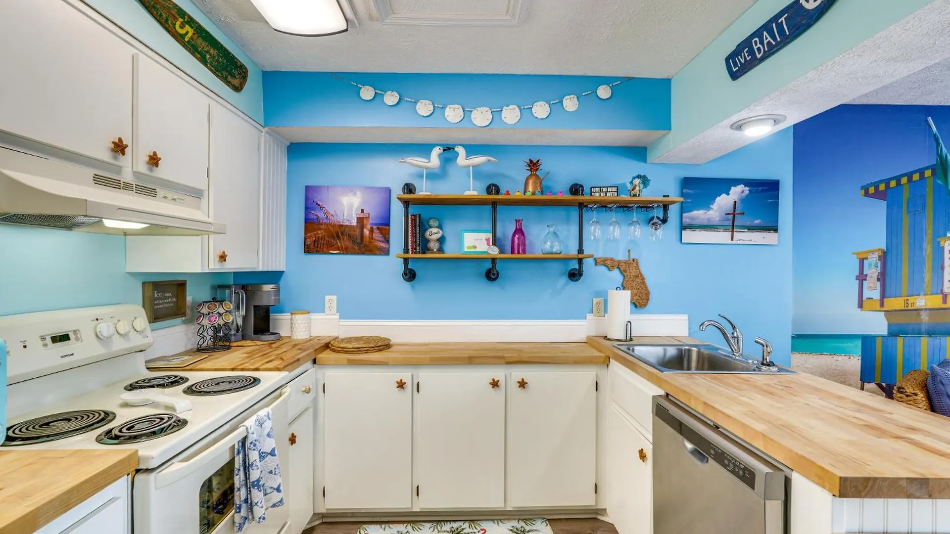 Pcb Apt With Balcony And Gulf Views Walk To Beach Panama City Beach 0*,  United States