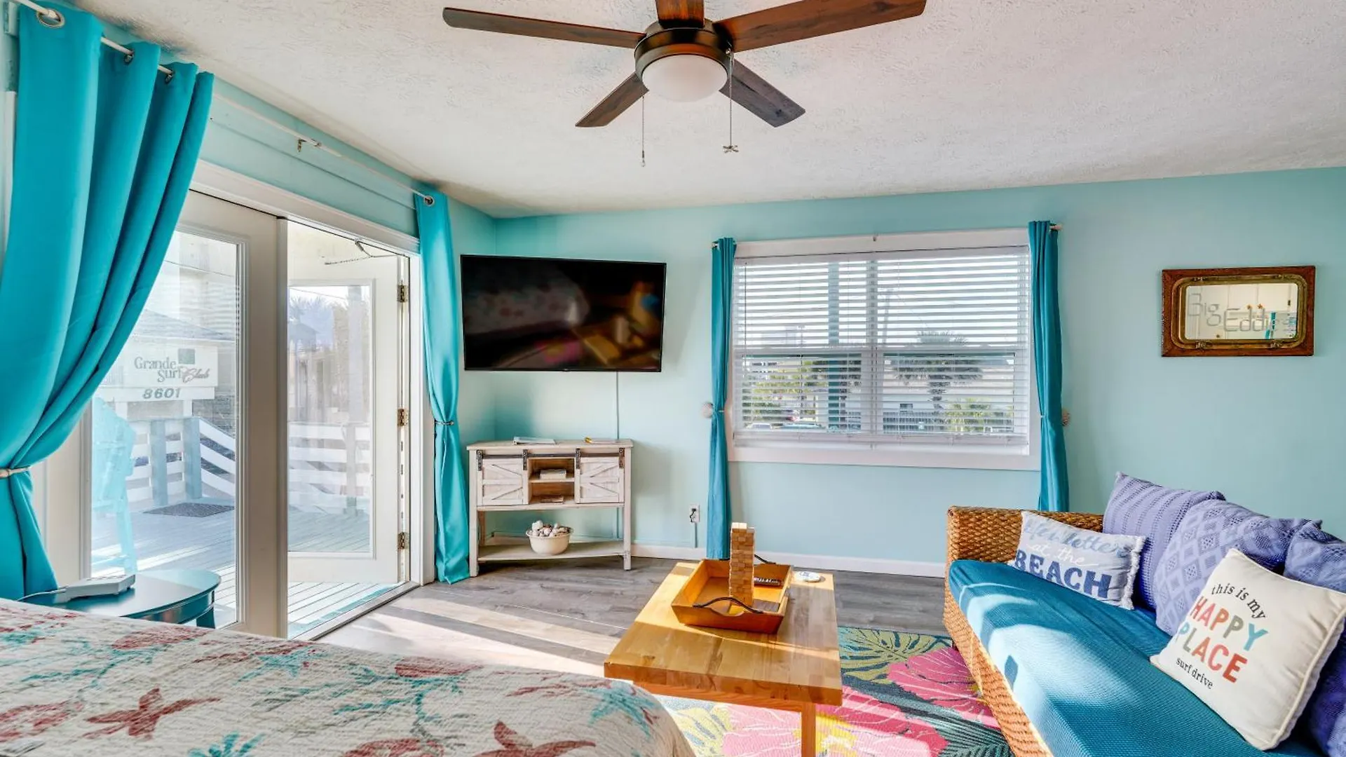 Apartment Pcb Apt With Balcony And Gulf Views Walk To Beach Panama City Beach